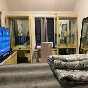  Apartment Cozy Place
