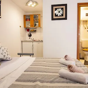 https://studio-old-town.splithotels.org