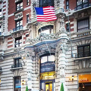 3* 호텔 The At Fifth Avenue
