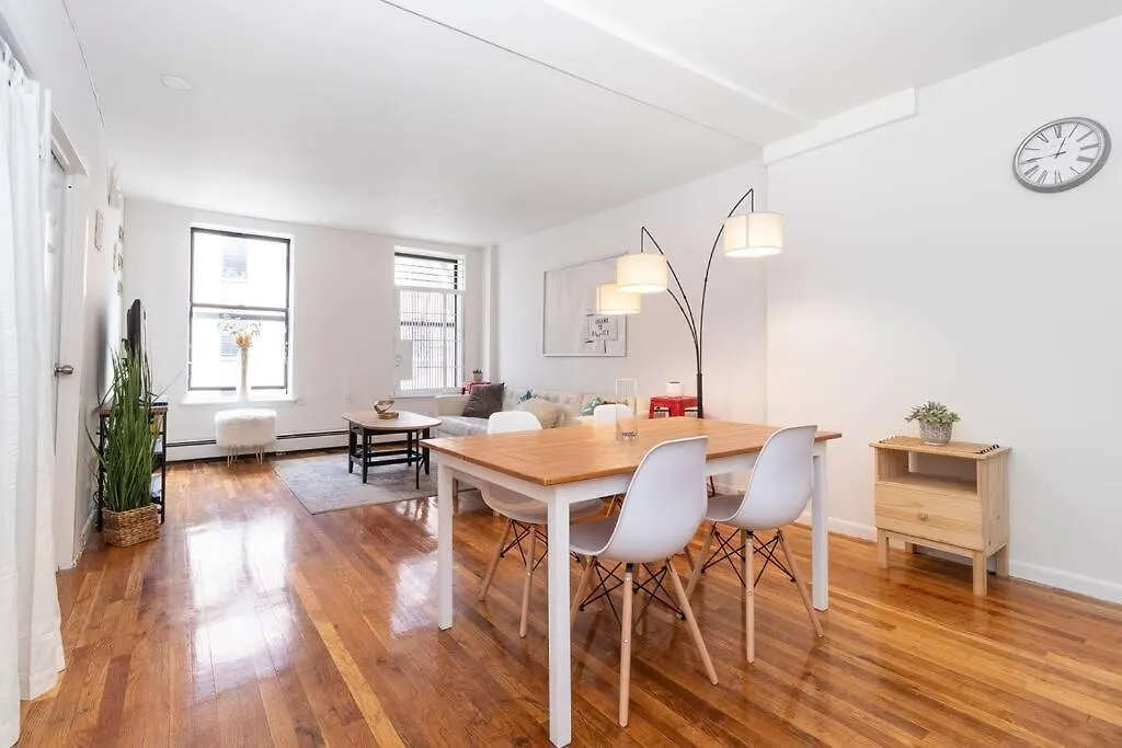 Apartment 2Bed Bliss By Central Park North New York